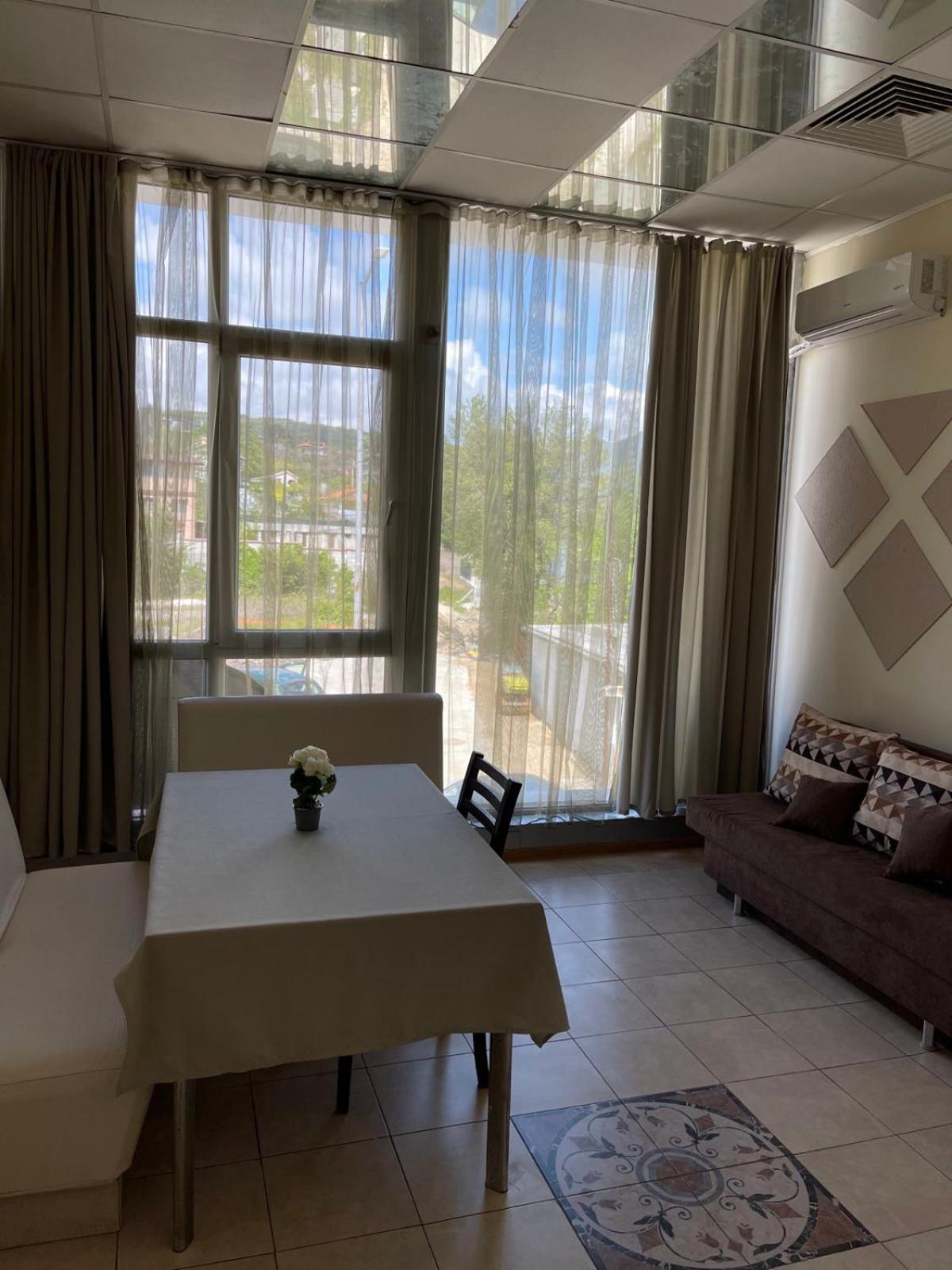 Apartments Devora 1 & Bar & Restaurant Varna Esterno foto