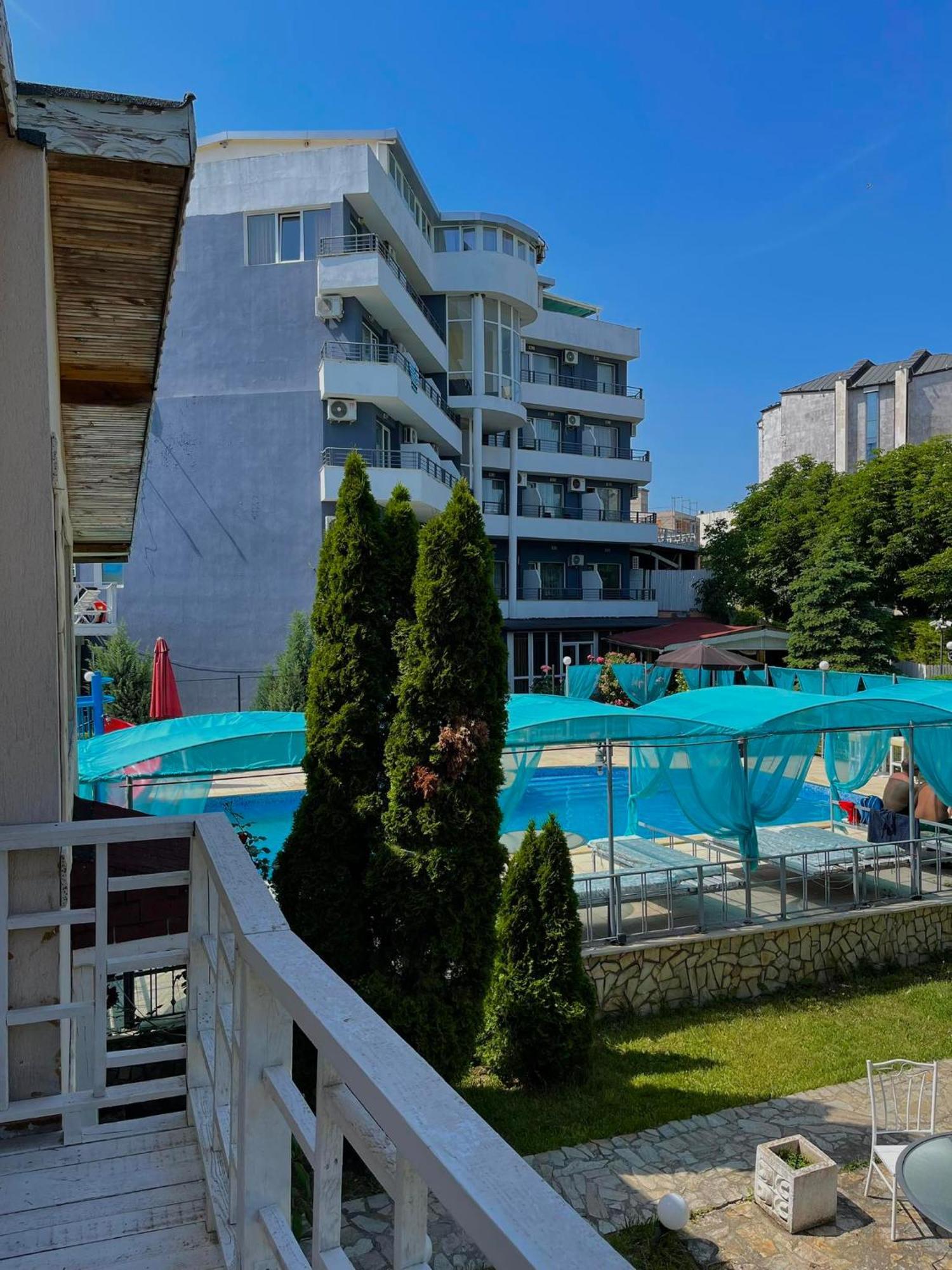 Apartments Devora 1 & Bar & Restaurant Varna Esterno foto